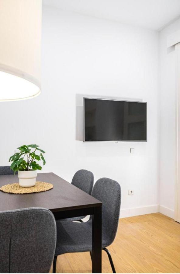 Exyca Cuatro Caminos Lägenhet Madrid Exteriör bild